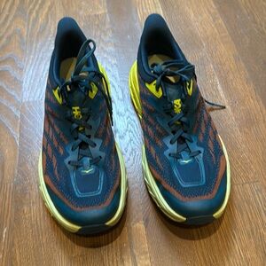 Men’s Hoka Speedgoat 5 Trail Running Sneakers- Size 10.5